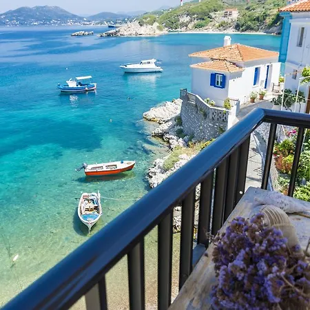 Eftopia Beachfront 2-bedrooms * Kokkari