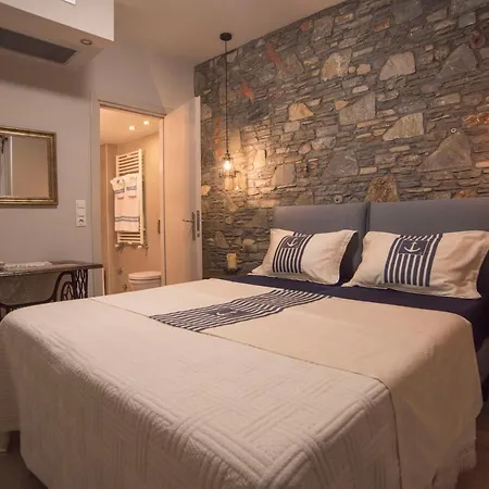 Eftopia Beachfront 2-bedrooms Apartment Kokkari